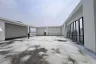 Commercial for rent in Pom Prap, Bangkok near MRT Wat Mangkon