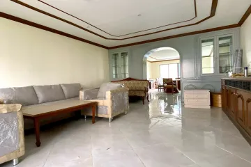 3 Bedroom Condo for rent in Khlong Tan, Bangkok near BTS Phrom Phong