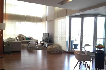 2 Bedroom Condo for rent in The Rajdamri, Pathum Wan, Bangkok near BTS Ratchadamri