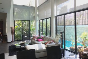 3 Bedroom House for rent in Khlong Tan Nuea, Bangkok