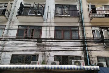 3 Bedroom Townhouse for rent in Khlong Tan Nuea, Bangkok