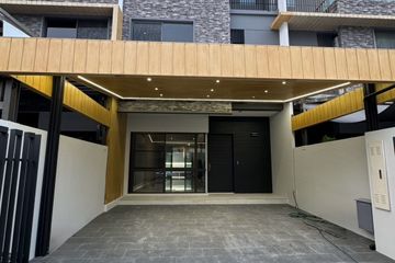 3 Bedroom Townhouse for rent in The Landmark Ekamai-Ramindra, Lat Phrao, Bangkok