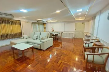 3 Bedroom Condo for rent in Khlong Tan Nuea, Bangkok near BTS Phrom Phong