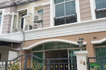 3 Bedroom Townhouse for rent in Baan Saran Phruek, Khlong Chan, Bangkok near MRT Lat Phrao 101