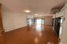 Commercial for rent in Chom Phon, Bangkok near MRT Ratchadaphisek