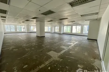 Office for rent in Lumpini, Bangkok near BTS Ratchadamri