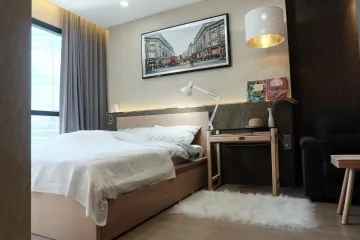 Condo for rent in Ashton Chula-Silom, Si Phraya, Bangkok near MRT Sam Yan