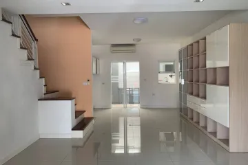 3 Bedroom Townhouse for rent in Town Avenue Srinagarindra, Suan Luang, Bangkok near MRT Si Nut