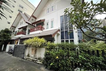 5 Bedroom House for rent in Nana Compound, Lumpini, Bangkok near BTS Nana