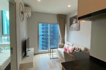 1 Bedroom Condo for rent in Huai Khwang, Bangkok near MRT Thailand Cultural Centre