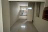 5 Bedroom Townhouse for rent in Bang Kho Laem, Bangkok