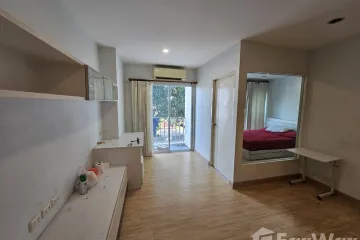 1 Bedroom Condo for rent in Khlong Ton Sai, Bangkok near BTS Wongwian Yai