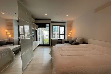 Condo for rent in Life One Wireless, Lumpini, Bangkok near BTS Ploen Chit