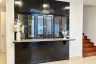 5 Bedroom House for rent in Huai Khwang, Bangkok