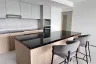 3 Bedroom Condo for rent in Baan Thai Ekkamai, Khlong Tan Nuea, Bangkok