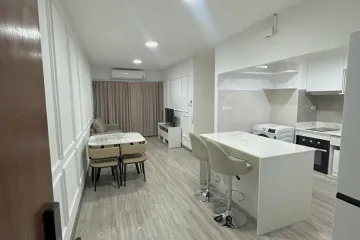 2 Bedroom Condo for rent in Bang Phong Pang, Bangkok
