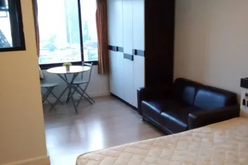 Condo for rent in Thung Maha Mek, Bangkok near MRT Lumpini