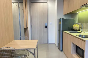 1 Bedroom Condo for rent in Chom Phon, Bangkok near BTS Saphan Kwai