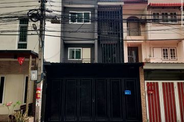 3 Bedroom Townhouse for rent in Bang Na, Bangkok near BTS Udom Suk