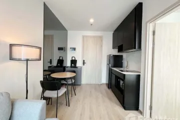 1 Bedroom Condo for rent in Huai Khwang, Bangkok near MRT Phra Ram 9