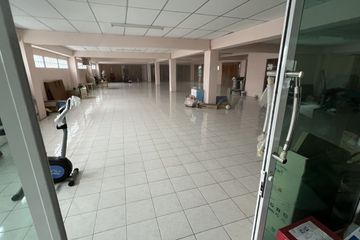 Townhouse for rent in Bang Chak, Bangkok near BTS Punnawithi