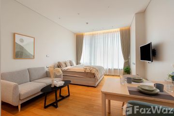 Condo for rent in Sindhorn Residence, Lumpini, Bangkok near BTS Ploen Chit