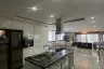2 Bedroom Condo for rent in Baan Prompong, Khlong Tan Nuea, Bangkok