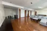 4 Bedroom Apartment for rent in Chodtayakorn, Khlong Toei Nuea, Bangkok near MRT Sukhumvit