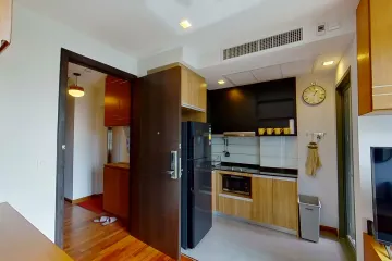 1 Bedroom Condo for rent in Thanon Phetchaburi, Bangkok near BTS Ratchathewi