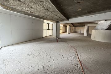 Commercial for rent in Khlong Tan Nuea, Bangkok