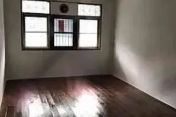 2 Bedroom Commercial for rent in Phra Khanong, Bangkok near BTS Phra Khanong