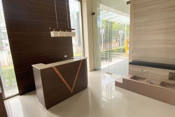 Commercial for rent in Khlong Tan Nuea, Bangkok near BTS Phrom Phong