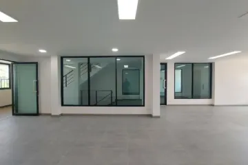 8 Bedroom Office for rent in Chatuchak, Bangkok