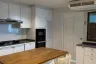 4 Bedroom Apartment for rent in Charan Tower, Khlong Tan Nuea, Bangkok near BTS Phrom Phong