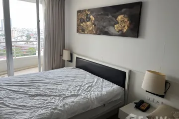 Condo for rent in Thung Wat Don, Bangkok near BTS Sueksa Witthaya