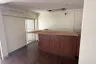 3 Bedroom Commercial for rent in Khlong Tan Nuea, Bangkok