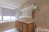 2 Bedroom Condo for rent in The Emporio Place, Khlong Tan, Bangkok near BTS Phrom Phong