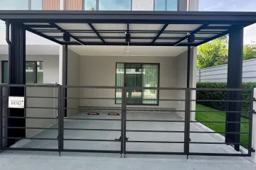 3 Bedroom Townhouse for rent in Bang Kaeo, Samut Prakan