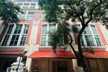 4 Bedroom Townhouse for rent in Khlong Tan Nuea, Bangkok