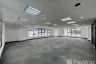 Office for rent in Khlong Ton Sai, Bangkok near BTS Charoen Nakhon