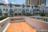 5 Bedroom Townhouse for rent in Khlong Tan Nuea, Bangkok