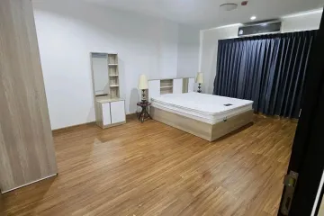 1 Bedroom Condo for rent in Hua Mak, Bangkok near MRT Si Kritha