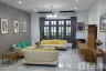 5 Bedroom House for rent in Hua Mak, Bangkok near MRT Ramkhamhaeng 12