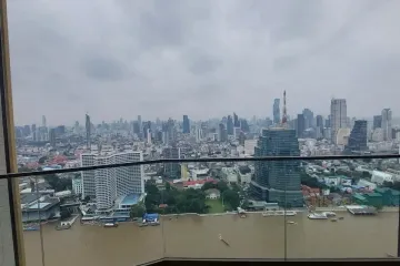 1 Bedroom Condo for rent in Khlong Ton Sai, Bangkok near BTS Charoen Nakhon