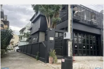 7 Bedroom Office for rent in Phlapphla, Bangkok