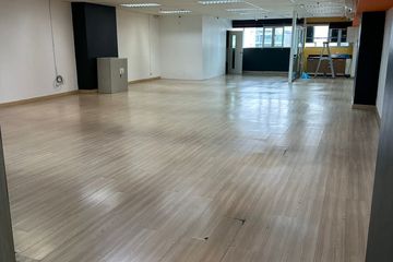 Office for rent in Khlong Toei Nuea, Bangkok near BTS Nana