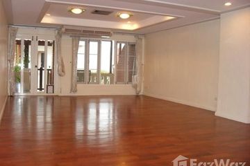3 Bedroom Condo for rent in Villa 49 Townhouse, Khlong Tan Nuea, Bangkok near BTS Thong Lo