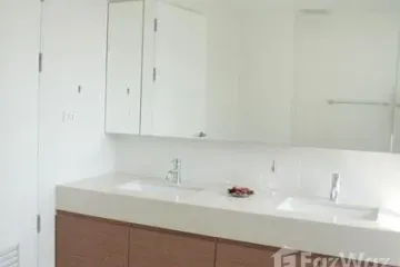 3 Bedroom Condo for rent in Khlong Toei Nuea, Bangkok near MRT Sukhumvit