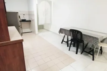 Condo for rent in Hua Mak, Bangkok near MRT Si Kritha