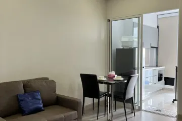 1 Bedroom Condo for rent in Maha Phruettharam, Bangkok near MRT Hua Lamphong